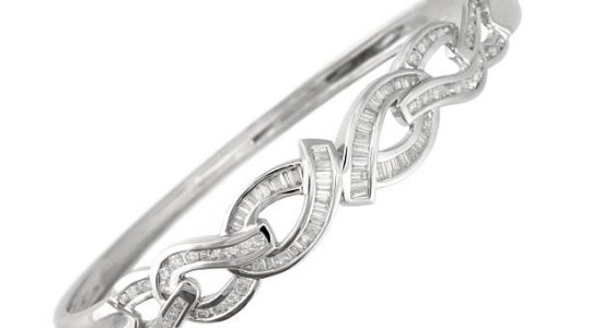 Comment reconnaître un véritable bracelet en Argent Sterling ?