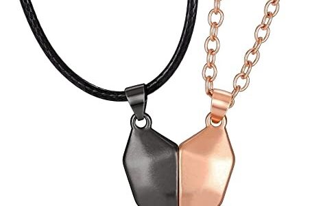 10 idées de collier couple pour faire plaisir