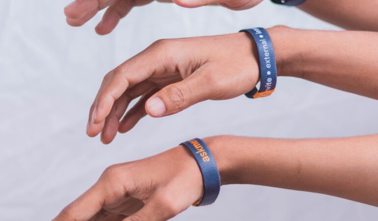 Bracelet personnalisé : l’idée cadeau parfaite pour marquer les esprits Bracelet personnalisé : l’idée cadeau parfaite pour marquer les esprits