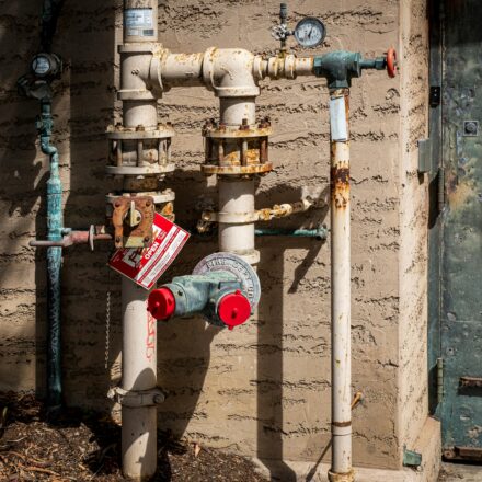 Quelle est la différence entre un plombier et un plombier chauffagiste ?